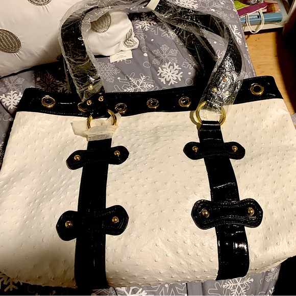 NWOT The Find - Ostrich Leather Handbag$150 OBO